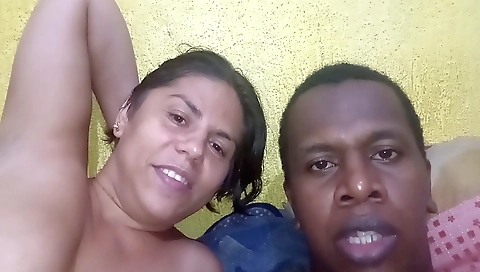 Black milf with big ass gets her pussy licked in bed