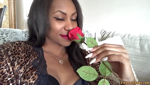 Hot Ebony Cougar Is Gonna Kiss Your Dickhead - Sugar Baby