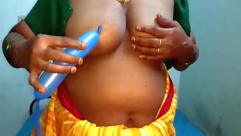 Busty black milf shows off body in amateur hd video