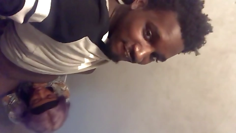 Amateur ebony gets her big black hole fucked in hardcore