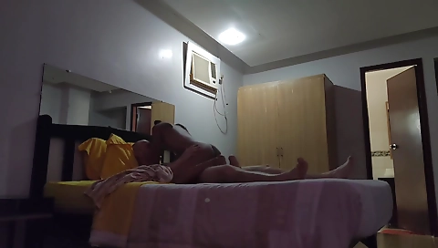 Amateur black babe 18+ gets a cumshot in her sexy body